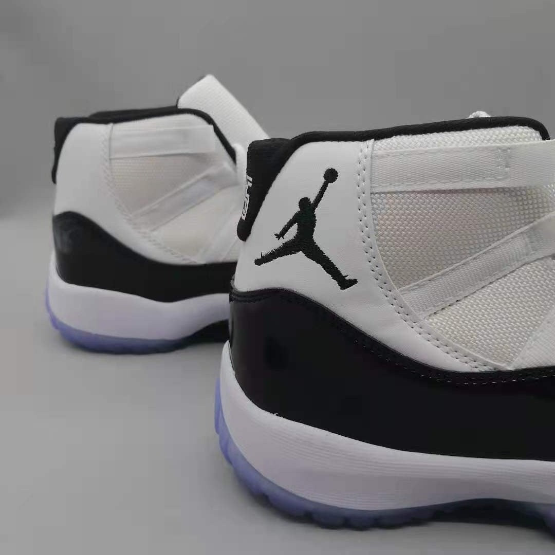 Air Jordan 11 Retro Black and white